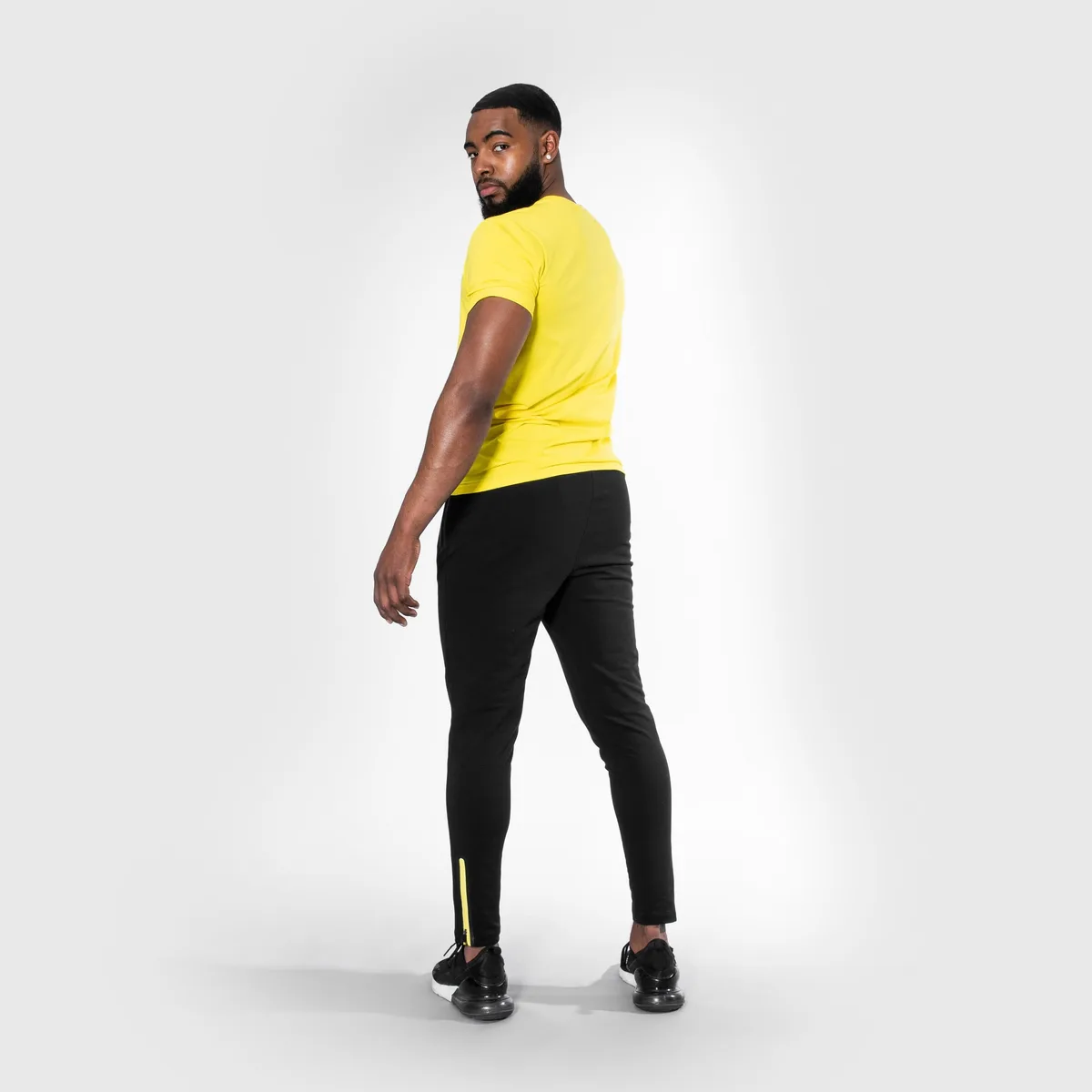 Essential relax T-shirt Geel / S – Bild 2
