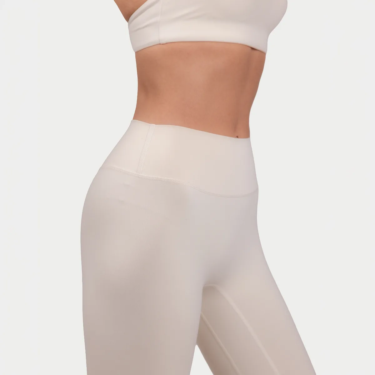 MRIIÀ Invisible Shape Scrunch Leggings Black / L – Bild 4