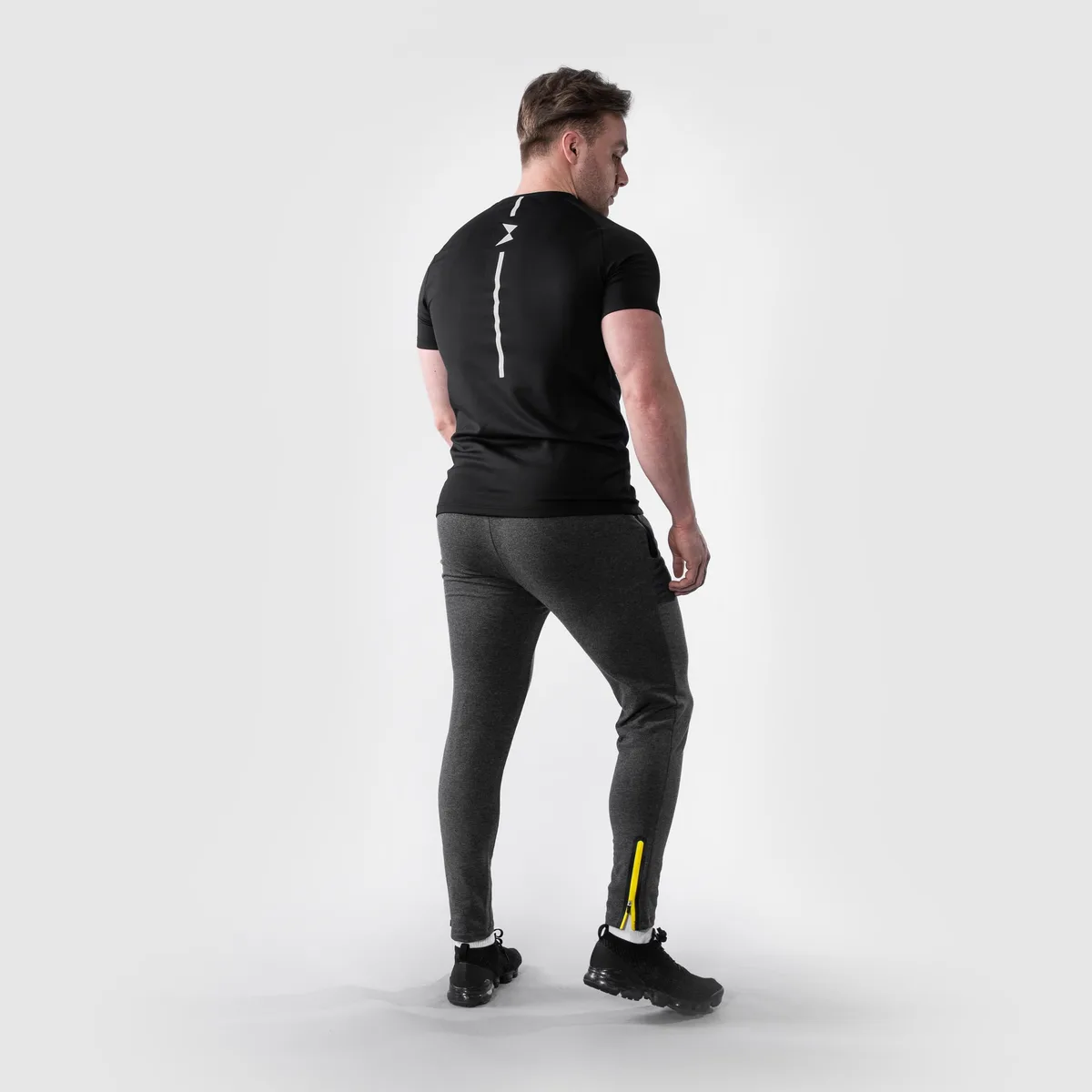Hero motion T-shirt Zwart / M – Bild 2