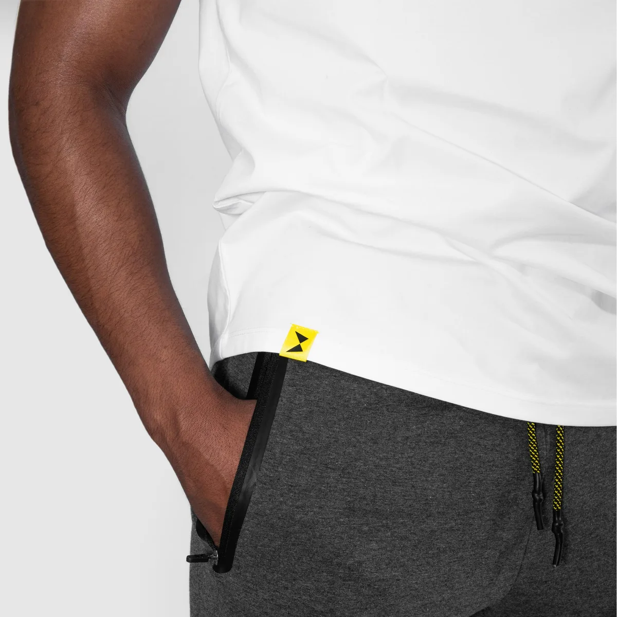 Essential form Tank Top Wit / XL – Bild 4