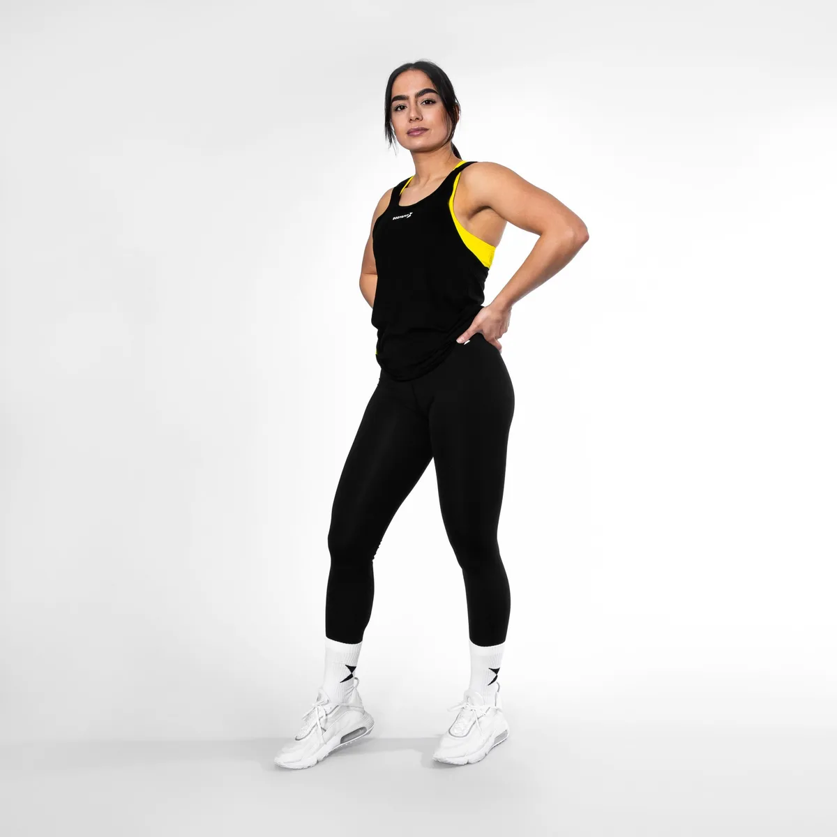 Essential lightweight Tank top Zwart / M – Bild 4