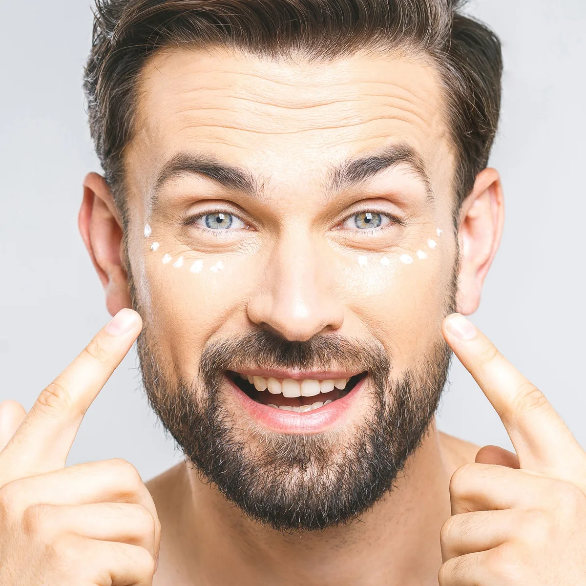 Intensiv Gesichtsserum mit Bio Aloe Vera Saft + Bio Lotosblüte und Hyaluronsäure (30ml) – Bild 5