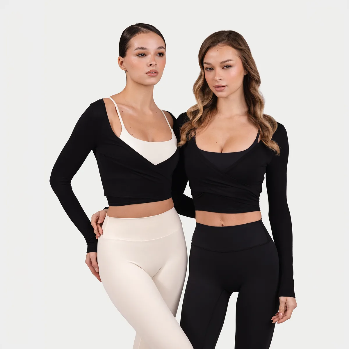 MRIIÀ Bodycon Long Sleeve Wrap Top Black / L – Bild 4